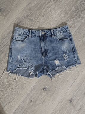 Litz by Uniq Distressed Acid Wash Denim Shorts